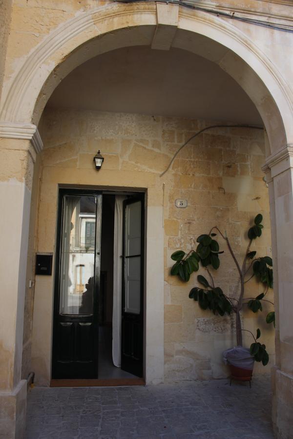 Апартаменты Piazzetta Acquaviva Лечче Экстерьер фото